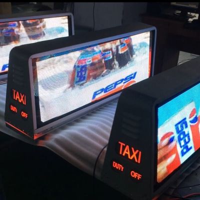 Китай Подгонянные на открытом воздухе знаки рекламы 9500К верхней части такси полного цвета П5 - 11500К поставщик