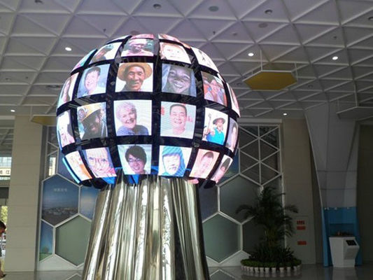 Китай Высоким приведенный определением шарик экрана, дисплей приведенный полного цвета П4 СМД изогнутый поставщик