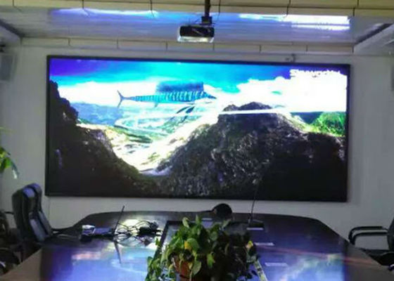 Низкий дисплей СИД полного цвета потребления P1.923 400*300*60mm крытый